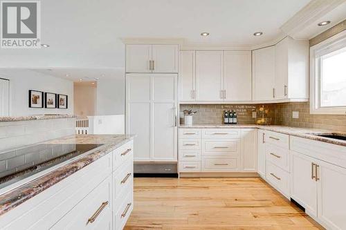 72 Canova Road Sw, Calgary, AB - Indoor Photo Showing Kitchen