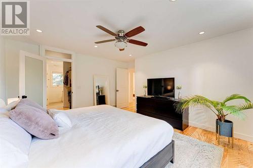 72 Canova Road Sw, Calgary, AB - Indoor Photo Showing Bedroom