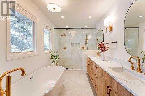 72 Canova Road Sw, Calgary, AB - Indoor Photo Showing Bathroom