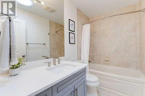 72 Canova Road Sw, Calgary, AB - Indoor Photo Showing Bathroom