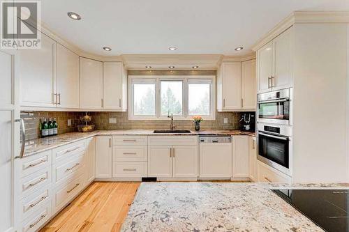 72 Canova Road Sw, Calgary, AB - Indoor Photo Showing Kitchen