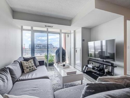 1021-85 East Liberty St, Toronto, ON - Indoor Photo Showing Living Room