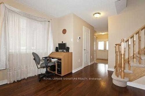 469 Krotone Cres, Mississauga, ON - Indoor Photo Showing Other Room