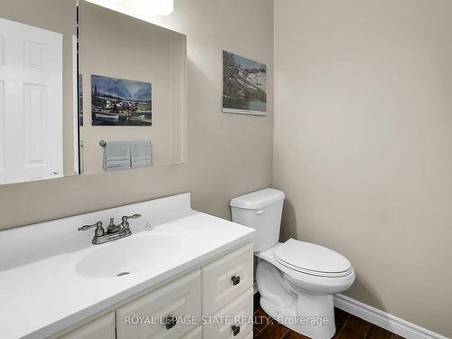 24-8 Hemlock Way, Grimsby, ON - Indoor Photo Showing Bathroom