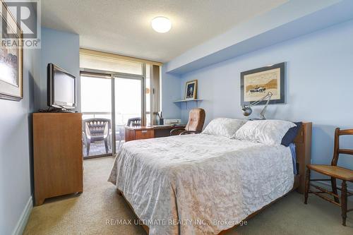 1120 - 138 Bonis Avenue, Toronto, ON - Indoor Photo Showing Bedroom