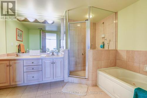 1120 - 138 Bonis Avenue, Toronto, ON - Indoor Photo Showing Bathroom