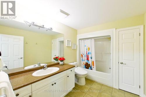 448 Cottontail Crescent, London, ON - Indoor Photo Showing Bathroom