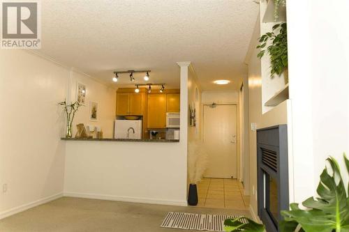 Foyer - 308, 4603 Varsity Drive Nw, Calgary, AB - Indoor Photo Showing Other Room