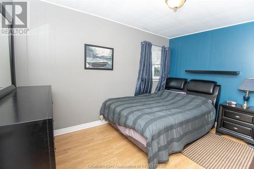 25488 Lindsay Road, Dresden, ON - Indoor Photo Showing Bedroom