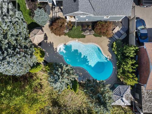 990 John Watt Boulevard, Mississauga, ON - Outdoor With In Ground Pool