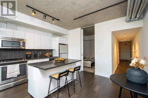 501 1065 Barrington Street, Halifax, NS - Indoor Photo Showing Kitchen With Upgraded Kitchen