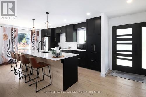 44 Parker Street W, Meaford, ON - Indoor Photo Showing Kitchen With Upgraded Kitchen