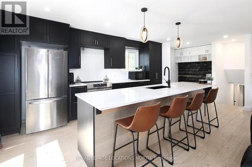 44 Parker Street W, Meaford, ON - Indoor Photo Showing Kitchen With Upgraded Kitchen