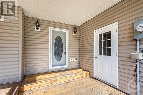 Front entrance - 456 North Street, Winchester, ON - Outdoor With Exterior