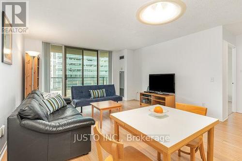 1108 - 750 Bay Street, Toronto, ON - Indoor Photo Showing Living Room