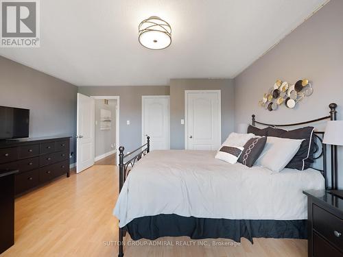 54 Saint Victor Drive, Vaughan, ON - Indoor Photo Showing Bedroom