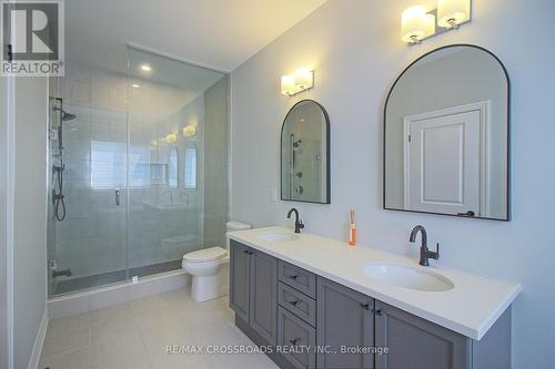 60 Harvey Bunker Crescent, Markham, ON - Indoor Photo Showing Bathroom