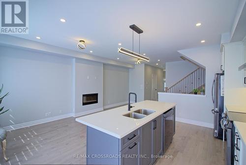 60 Harvey Bunker Crescent, Markham, ON - Indoor Photo Showing Kitchen With Double Sink