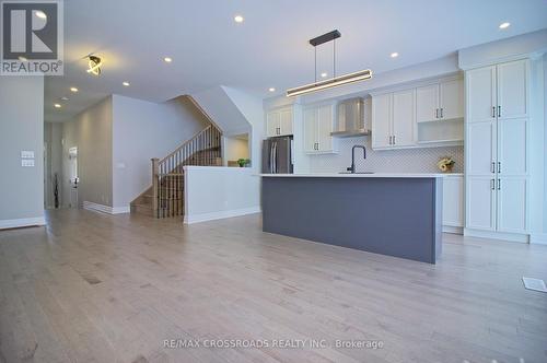 60 Harvey Bunker Crescent, Markham, ON - Indoor Photo Showing Kitchen