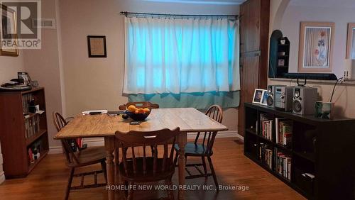 11 Riverglen Drive, Georgina, ON - Indoor Photo Showing Dining Room