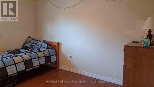 11 Riverglen Drive, Georgina, ON - Indoor Photo Showing Bedroom