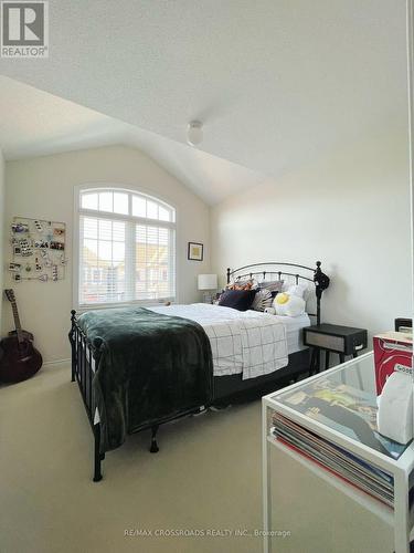 70 Collier Crescent, Markham, ON - Indoor Photo Showing Bedroom