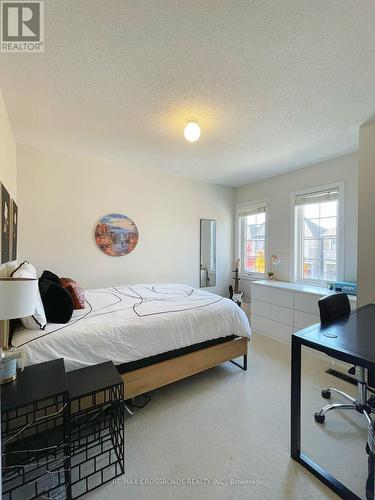 70 Collier Crescent, Markham, ON - Indoor Photo Showing Bedroom