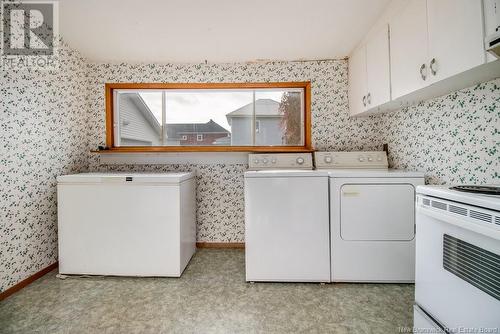 296 Main Street, Hartland, NB - Indoor Photo Showing Laundry Room