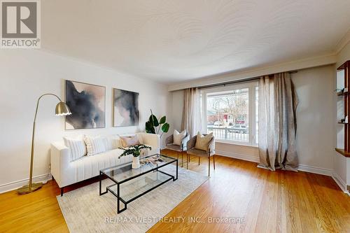 42 Swordbill Drive, Toronto, ON - Indoor Photo Showing Living Room