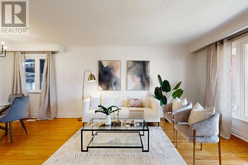 42 Swordbill Drive, Toronto, ON - Indoor Photo Showing Living Room