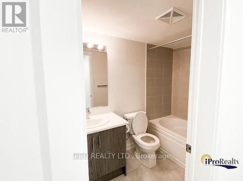 30 - 3550 Colonial Drive, Mississauga, ON - Indoor Photo Showing Bathroom