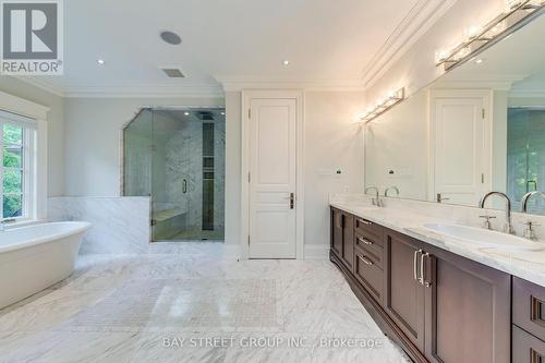 1031 Lakeshore Road W, Oakville, ON - Indoor Photo Showing Bathroom