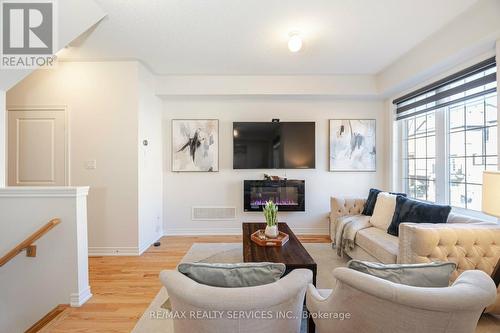 8 Haymarket Drive, Brampton, ON - Indoor Photo Showing Living Room