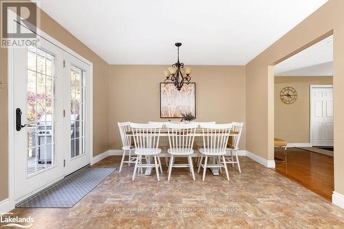 80 Stephenson Rd 7 E, Huntsville (Stephenson), ON - Indoor Photo Showing Dining Room