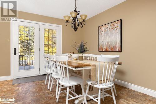 80 Stephenson Rd 7 E, Huntsville (Stephenson), ON - Indoor Photo Showing Dining Room