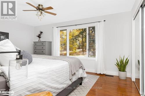 80 Stephenson Rd 7 E, Huntsville (Stephenson), ON - Indoor Photo Showing Bedroom