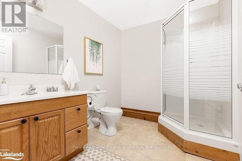 80 Stephenson Rd 7 E, Huntsville (Stephenson), ON - Indoor Photo Showing Bathroom