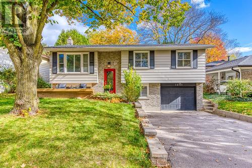 1241 Richards Crescent, Oakville, ON - Outdoor With Facade