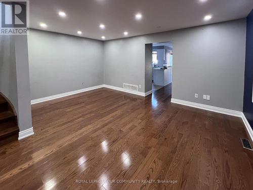 923 Golden Farmer Way, Mississauga, ON - Indoor Photo Showing Other Room