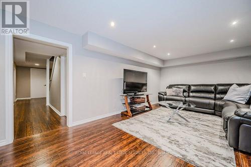 58 Dublin Drive, Hamilton, ON - Indoor Photo Showing Other Room