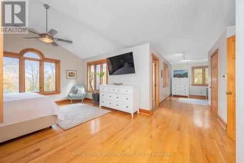 147 Main Street S, Halton Hills, ON - Indoor Photo Showing Bedroom