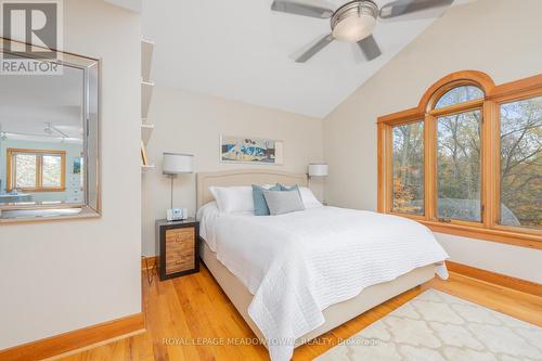 147 Main Street S, Halton Hills, ON - Indoor Photo Showing Bedroom