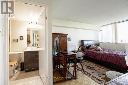 1606 - 133 Torresdale Avenue, Toronto, ON - Indoor Photo Showing Bedroom