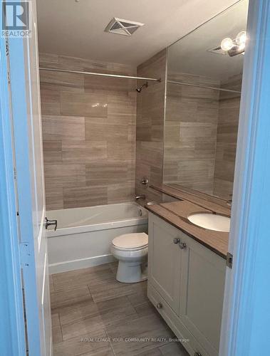 1116 - 9255 Jane Street, Vaughan, ON - Indoor Photo Showing Bathroom