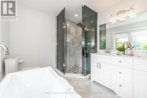 1204 Argreen Road, Mississauga, ON - Indoor Photo Showing Bathroom