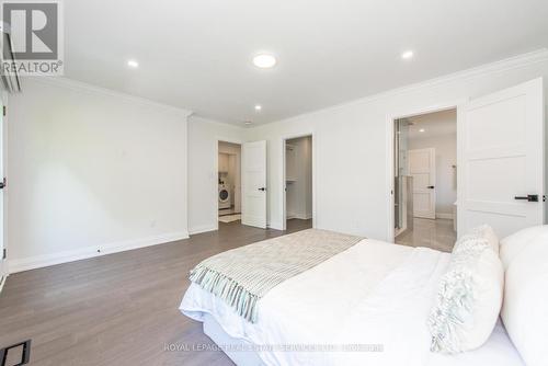 1204 Argreen Road, Mississauga, ON - Indoor Photo Showing Bedroom