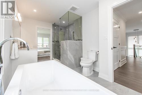 1204 Argreen Road, Mississauga, ON - Indoor Photo Showing Bathroom