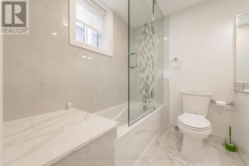 1204 Argreen Road, Mississauga, ON - Indoor Photo Showing Bathroom