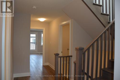 1208 Wheat Boom Drive, Oakville, ON - Indoor Photo Showing Other Room