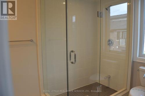 1208 Wheat Boom Drive, Oakville, ON - Indoor Photo Showing Bathroom